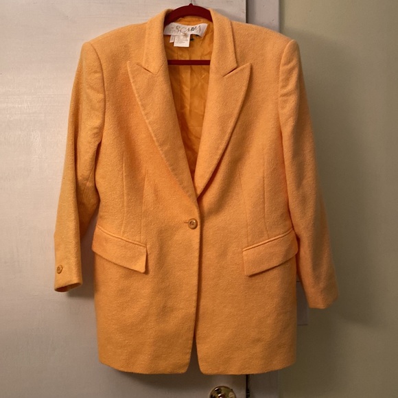 Escada New Virgin Wool Angora Wool Logo Lining Jacket Has a Matching Skirt - Picture 14 of 16